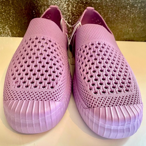 Layer 8 Shoes - Lavender Outdoor Shoes. Last Pair. Size:10 woman sizes.